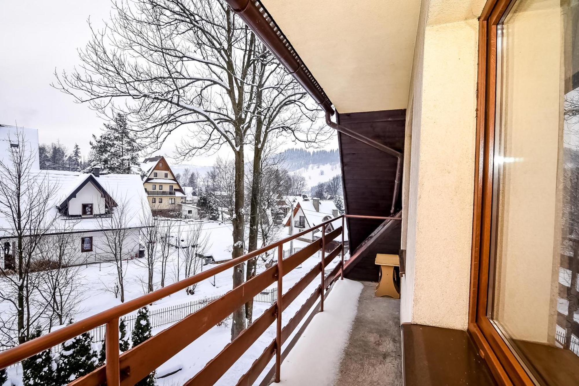 Apartamenty U Gabi Poronin Esterno foto