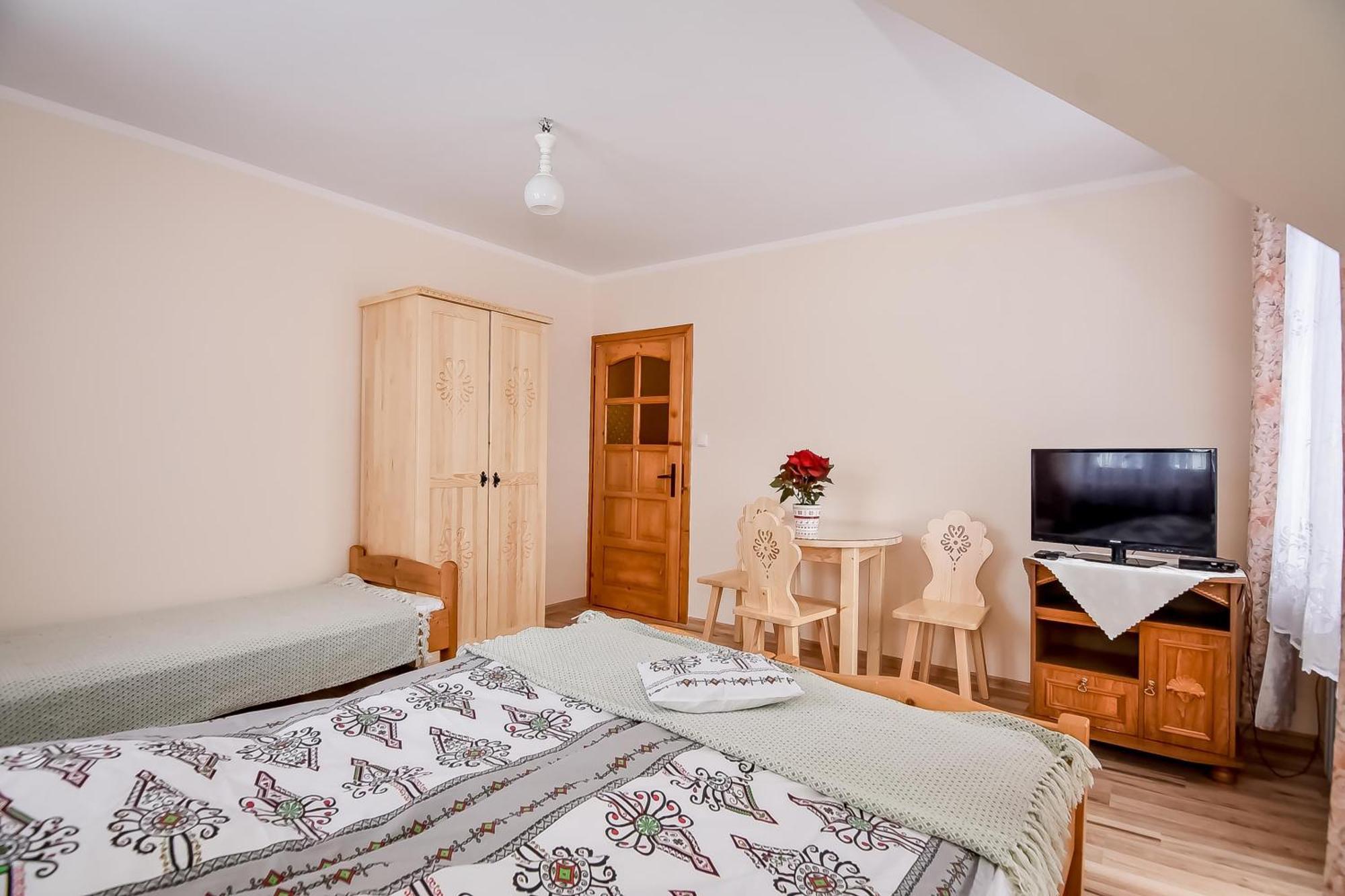 Apartamenty U Gabi Poronin Esterno foto
