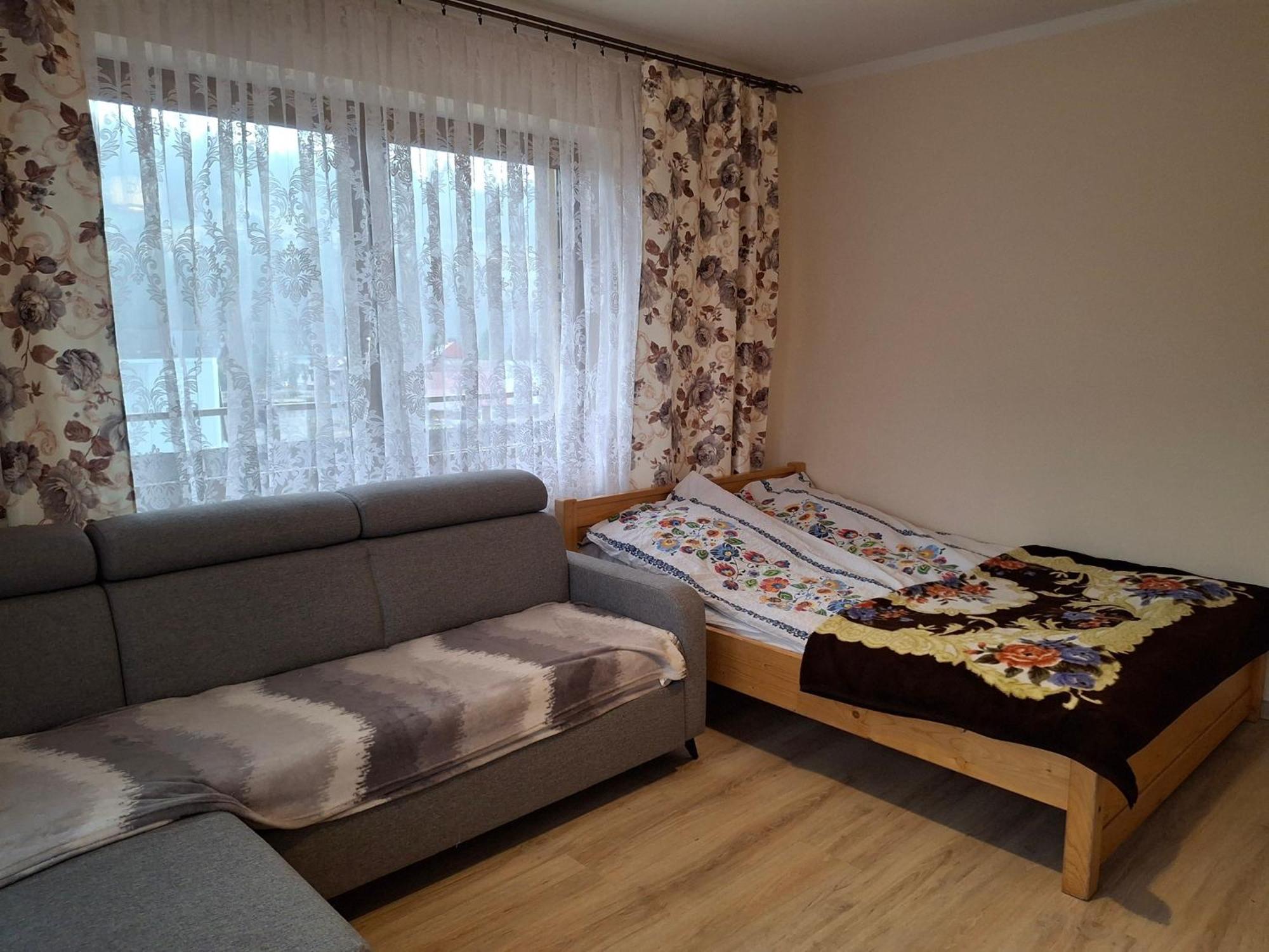Apartamenty U Gabi Poronin Esterno foto